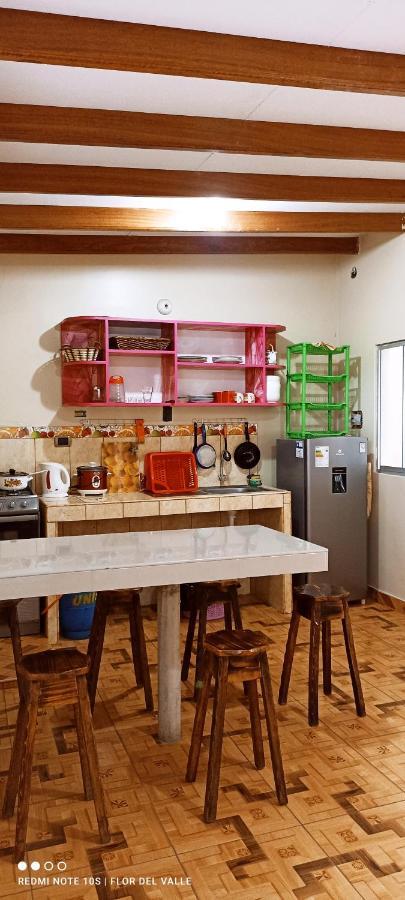 Flor Del Valle Posada タラポト エクステリア 写真