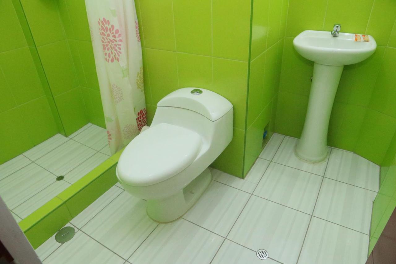 Flor Del Valle Posada タラポト エクステリア 写真